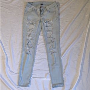 American Eagle light wash ripped jeggings